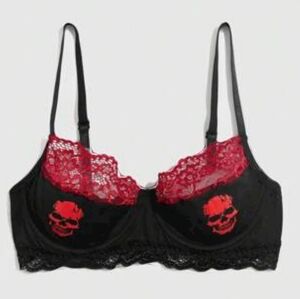 NWT Romwe Black and Red Lace Skull Bra XL